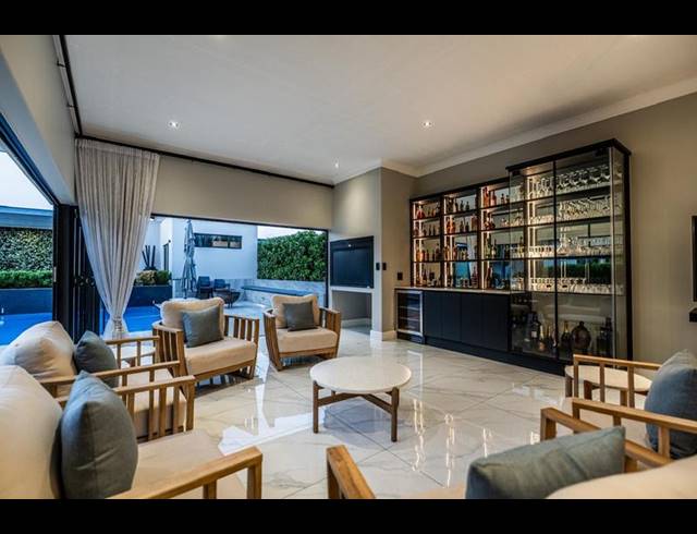 4 BEDROOM HOUSE FOR SALE IN MIDSTREAM RIDGE